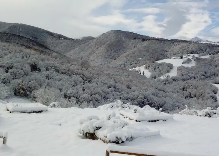 Les Granges De La Hulotte, La Hulotte Nyaraló Lies
